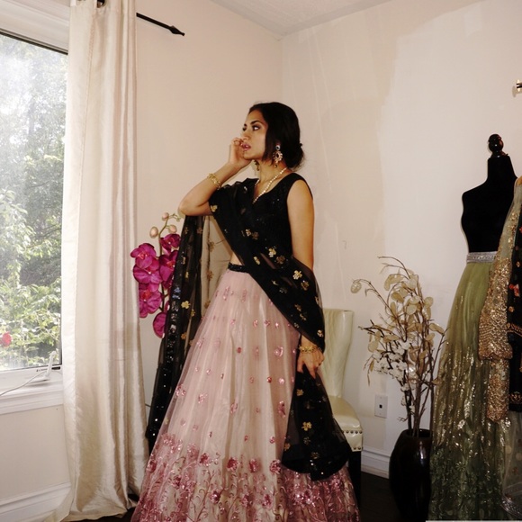 Indian/Pakistani wedding or party wear outfit. - Picture 3 of 9